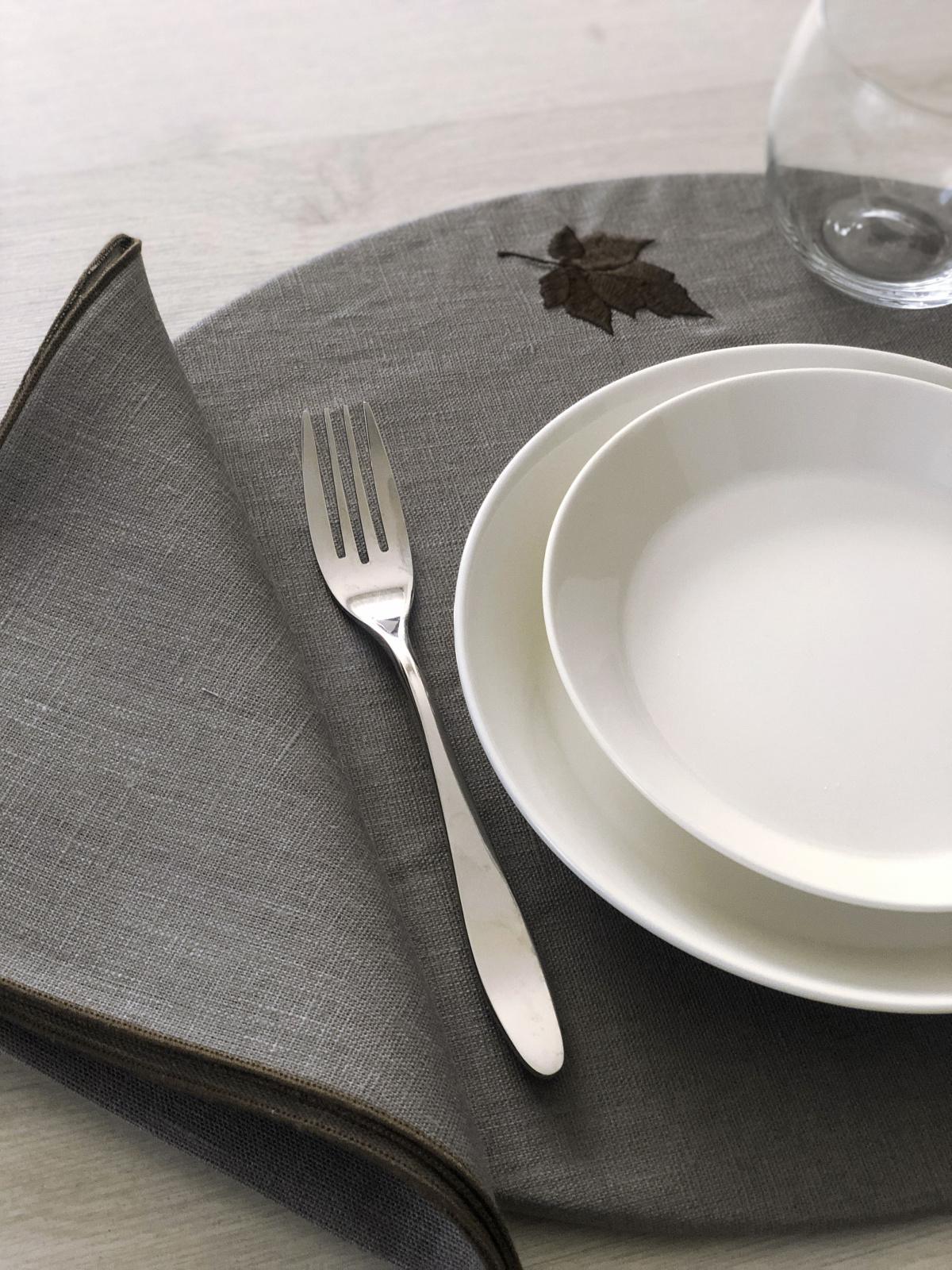 LINO RESINATO ANTIMACCHIA E LINO NATURALE - NO STAIN AND NATURAL LINEN LINO RESINATO ANTIMACCHIA E LINO NATURALE - NO STAIN AND NATURAL LINEN
