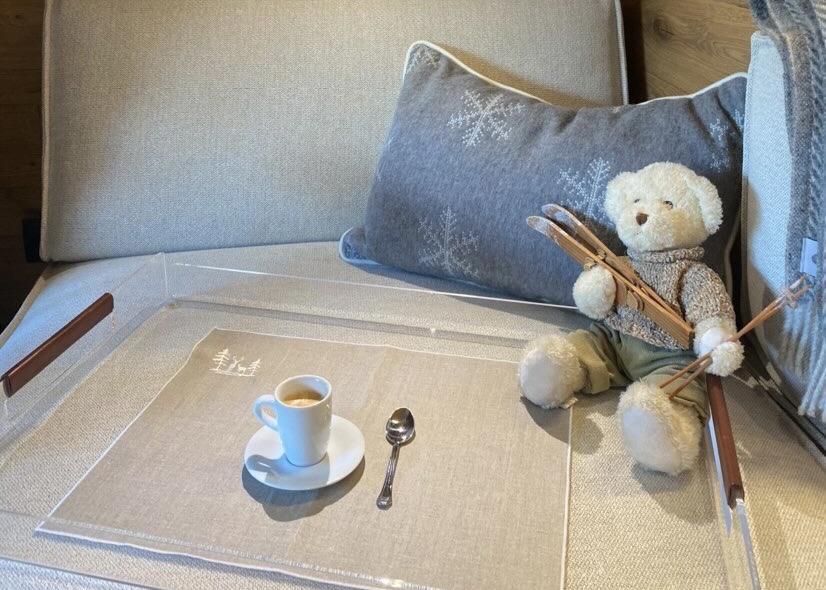 05E00364-9A25-47F6-8543-BAFF1295367E 2