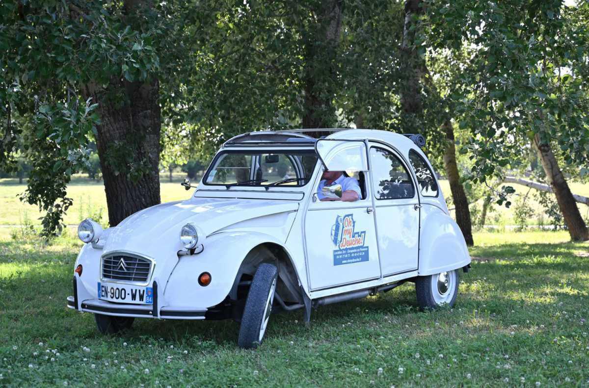 OH MY DEUCHE, location de 2 CV en Provence