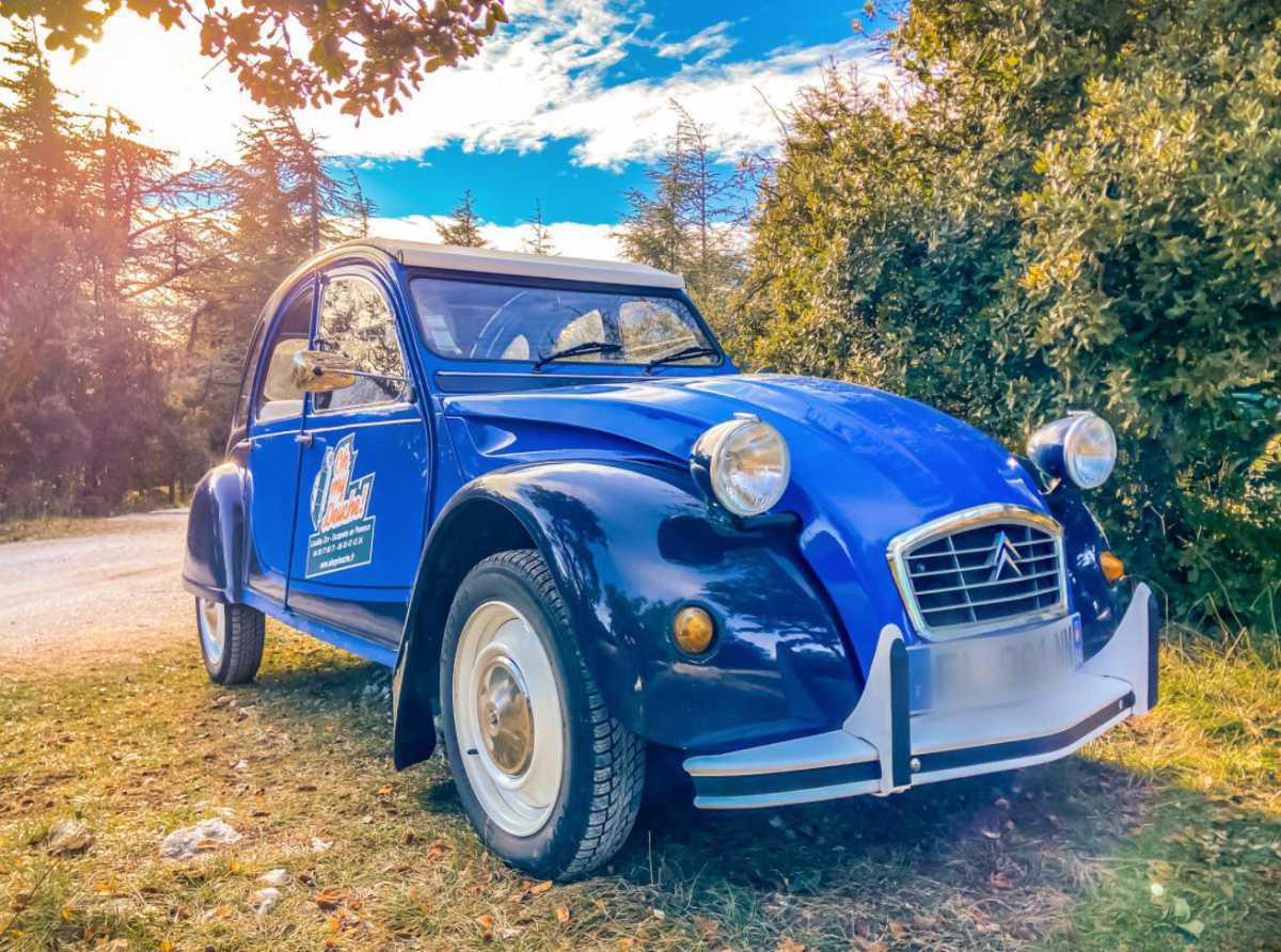 OH MY DEUCHE, location de 2 CV en Provence