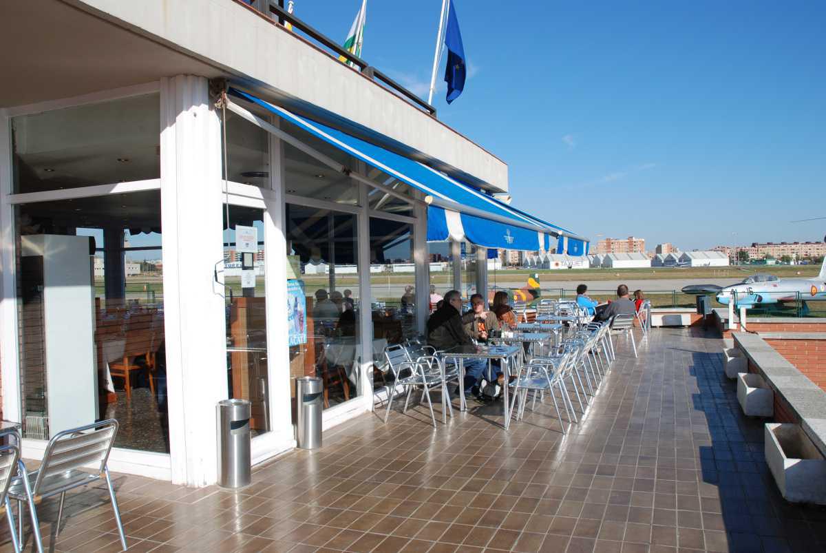El Restaurant de l'Aeroclub 🛩 LELL BARCELONA-SABADELL