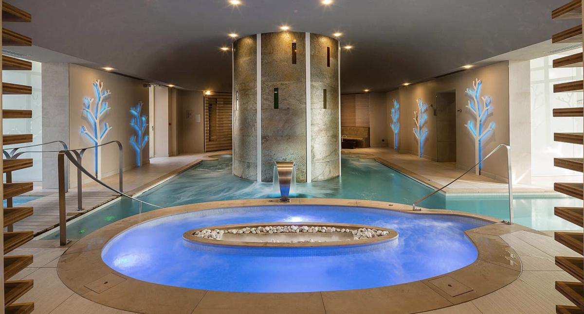 Le Château d'Augerville Hôtel 5* Golf, Restaurant & SPA Le Château d'Augerville Hôtel 5* Golf, Restaurant & SPA