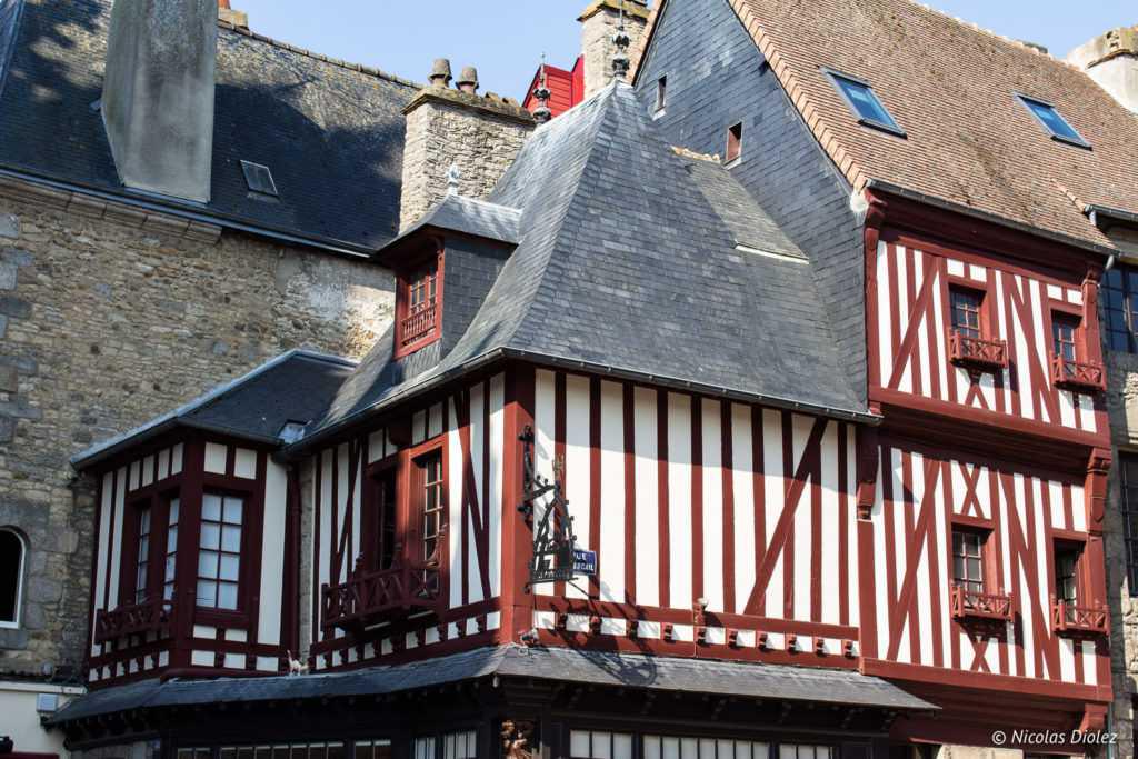 👟👟👟 Centre-ville d'Alençon 🛩 LFOF ALENCON VALFRAMBERT