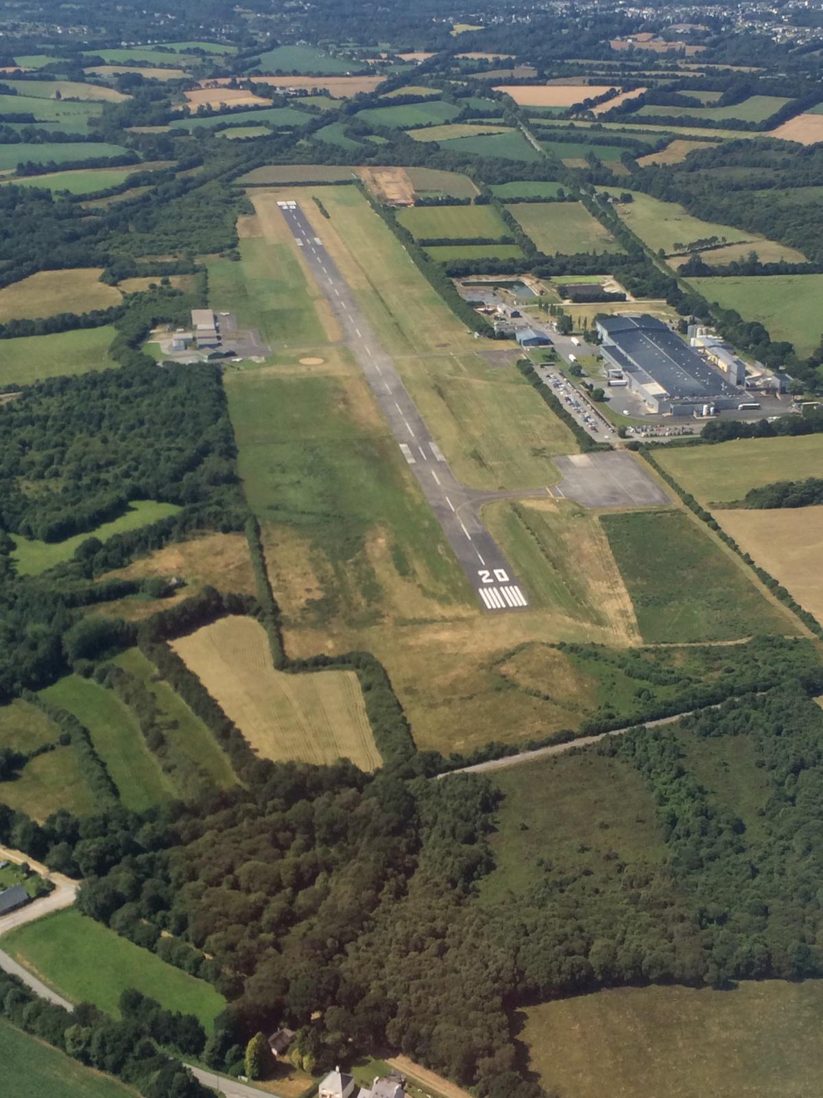 LFES Guiscriff Scaer ⛽️ H24 Total - 🏘 🛏🍴 📸 🚲 < 2 km LFES Guiscriff Scaer ⛽️ H24 Total - 🏘 🛏🍴 📸 🚲 < 2 km