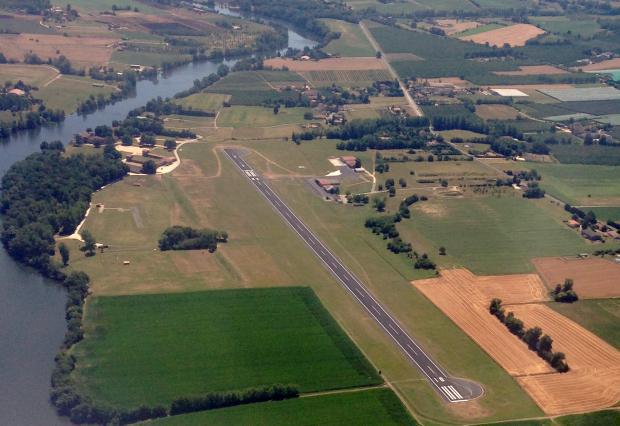 LFCW Villeneuve sur Lot ⛽️ H24 Total - 🚙 < 2 km LFCW Villeneuve sur Lot ⛽️ H24 Total - 🚙 < 2 km