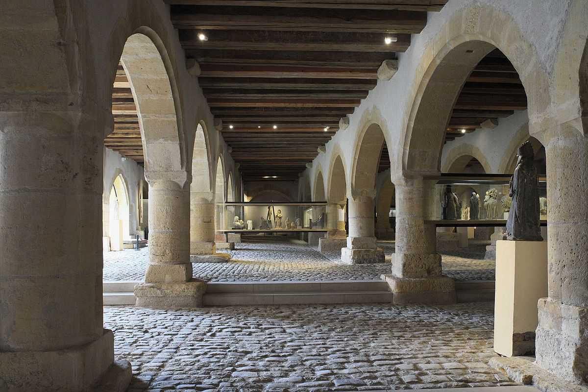 LFGR Doncourt Les Conflans ⛽️ H24 Total - 🛏 🍴 < 2 km LFGR Doncourt Les Conflans ⛽️ H24 Total - 🛏 🍴 < 2 km