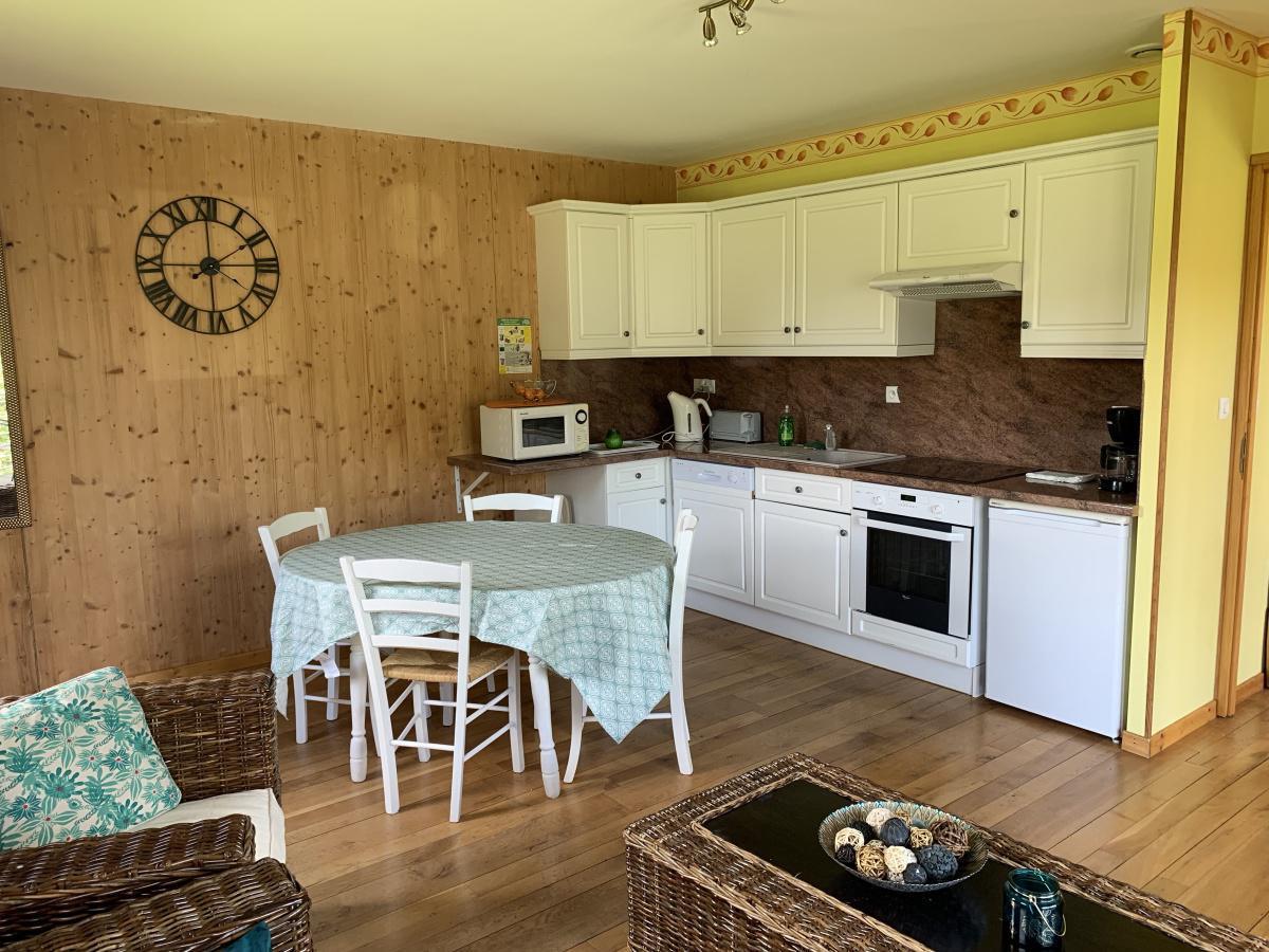 Location Air-Villa AERO DELAHAYE avec piscine, tennis, SPA, 4 couchages I 🛩 LF6252 VERCHOCQ Location Air-Villa AERO DELAHAYE avec piscine, tennis, SPA, 4 couchages I 🛩 LF6252 VERCHOCQ