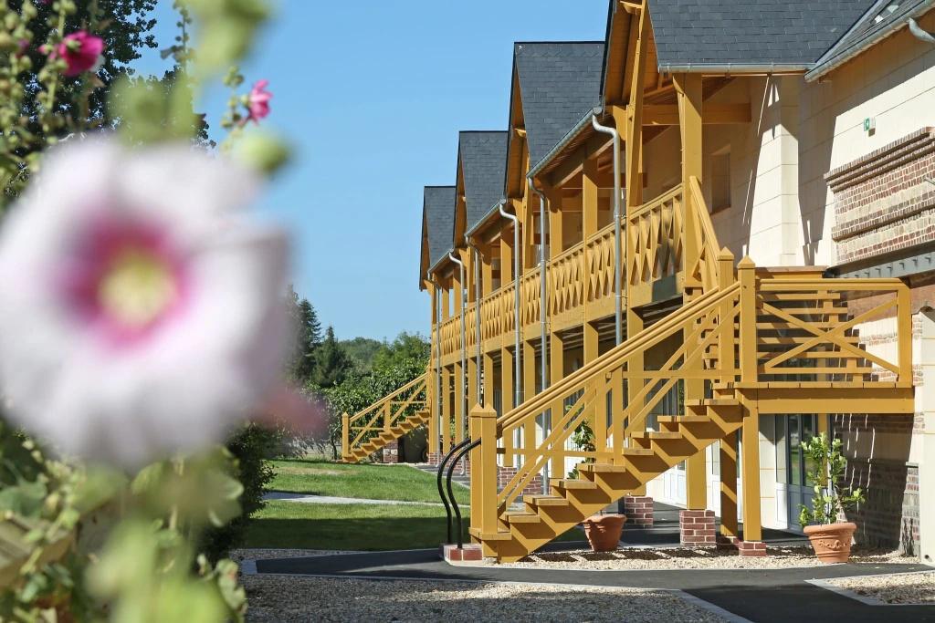 Domaine de Bertheauville, gîte et chambres d'hôtes Domaine de Bertheauville, gîte et chambres d'hôtes