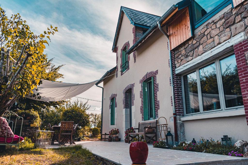 Les jardins de Nanine, Chambres et table d'hôtes Les jardins de Nanine, Chambres et table d'hôtes