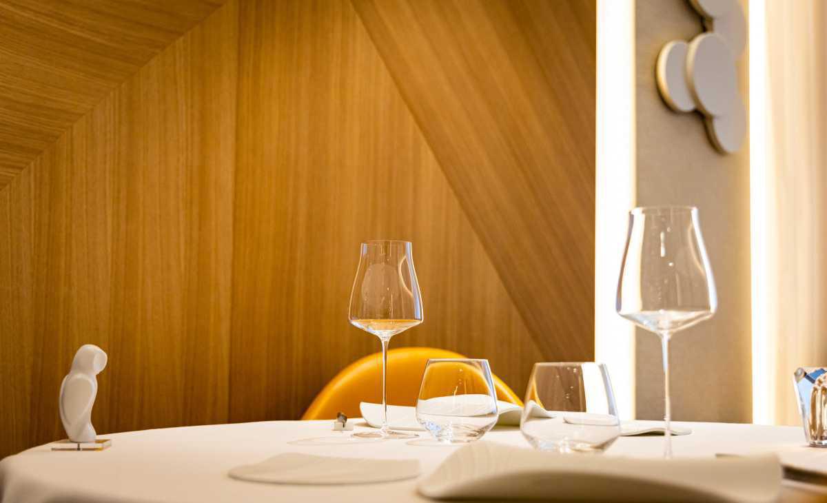 Hostellerie du Chapeau Rouge, Restaurant & Spa 4 étoiles Hostellerie du Chapeau Rouge, Restaurant & Spa 4 étoiles