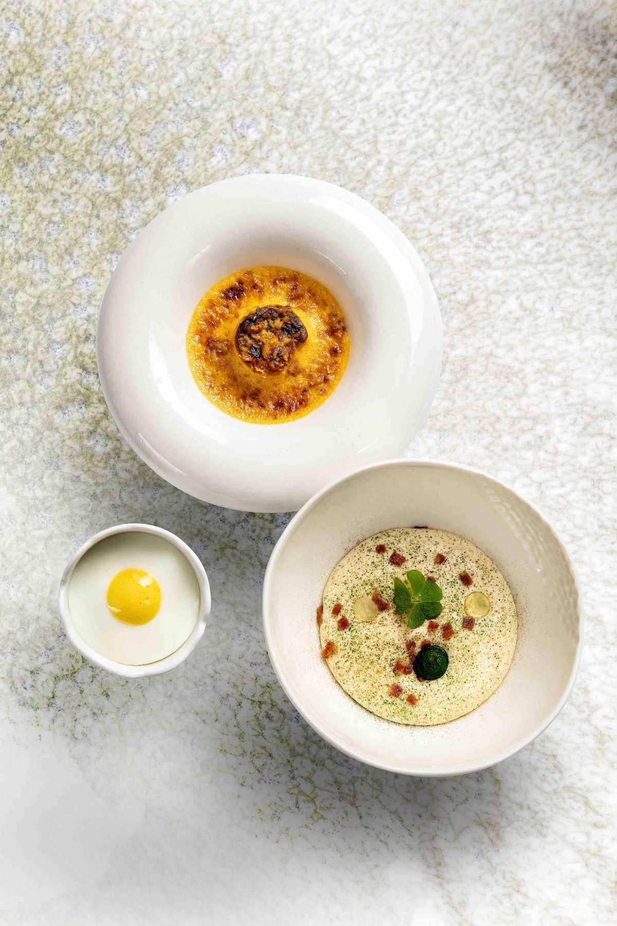 Hostellerie du Chapeau Rouge, Restaurant & Spa 4 étoiles Hostellerie du Chapeau Rouge, Restaurant & Spa 4 étoiles