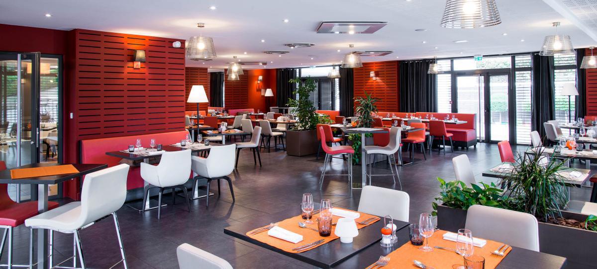 Domaine de Clairefontaine, Hôtels 3 et 4 étoiles, Restaurant 1 étoile Michelin & Bistrot Domaine de Clairefontaine, Hôtels 3 et 4 étoiles, Restaurant 1 étoile Michelin & Bistrot