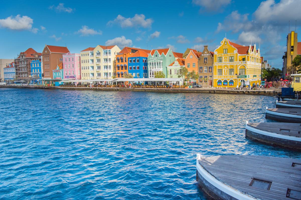 CURAÇAO ROMPE RÉCORD EN 2024: MÁS DE 1,5 MILLONES DE TURISTAS Y UN CRECIMIENTO DEL 20%