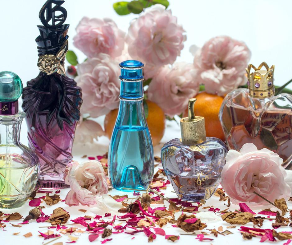 LE MARCHÉ AUX PARFUMS LE MARCHÉ AUX PARFUMS