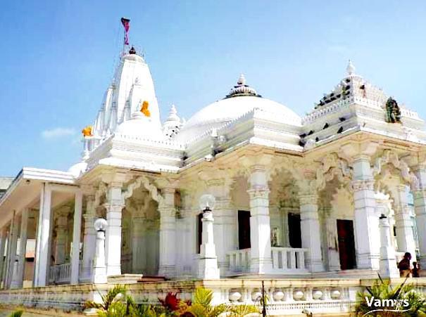 Get a glimpse of Jain Temple