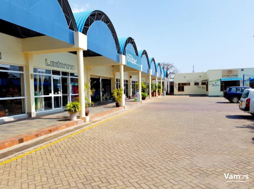 Baharini Plaza - Chandarana