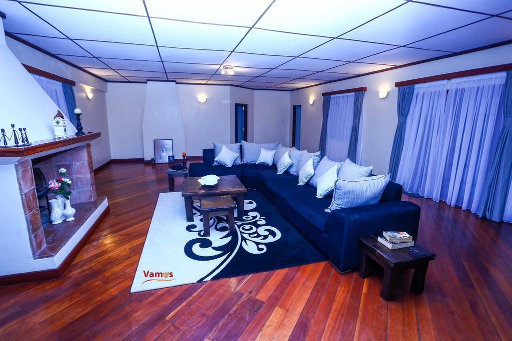 5 Bedroom Mansion, Green park Naivasha! From 3450 PP 2 Days 1 Night