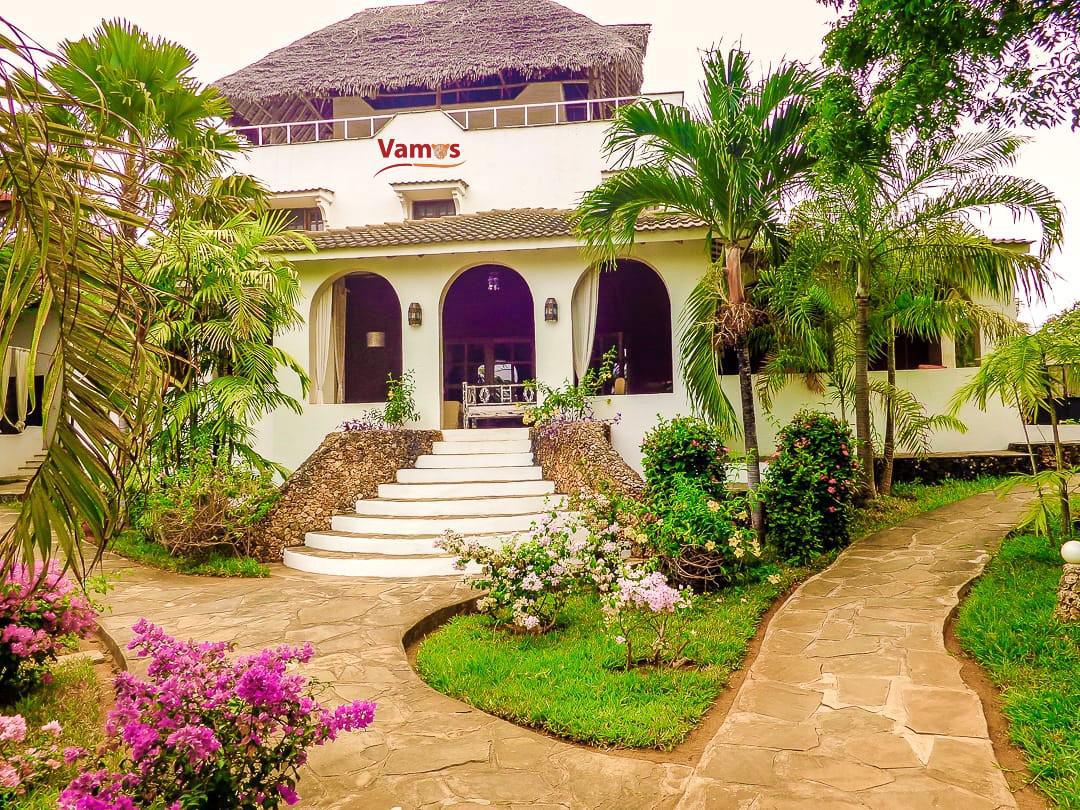 Relax in these Stunning Villas in Malindi from 2499 Per Person!