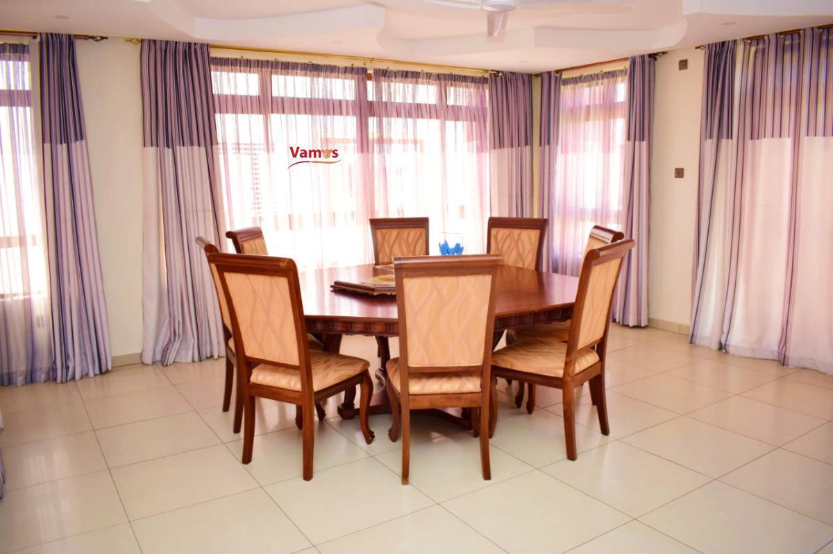 Stunning Nyali Penthouse with a sea view, 5499 per person for 3 Days
