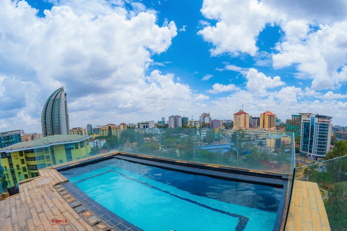 Kilimani Luxury Duplex Lofts: Rooftop Pool & Views from 3899/pp