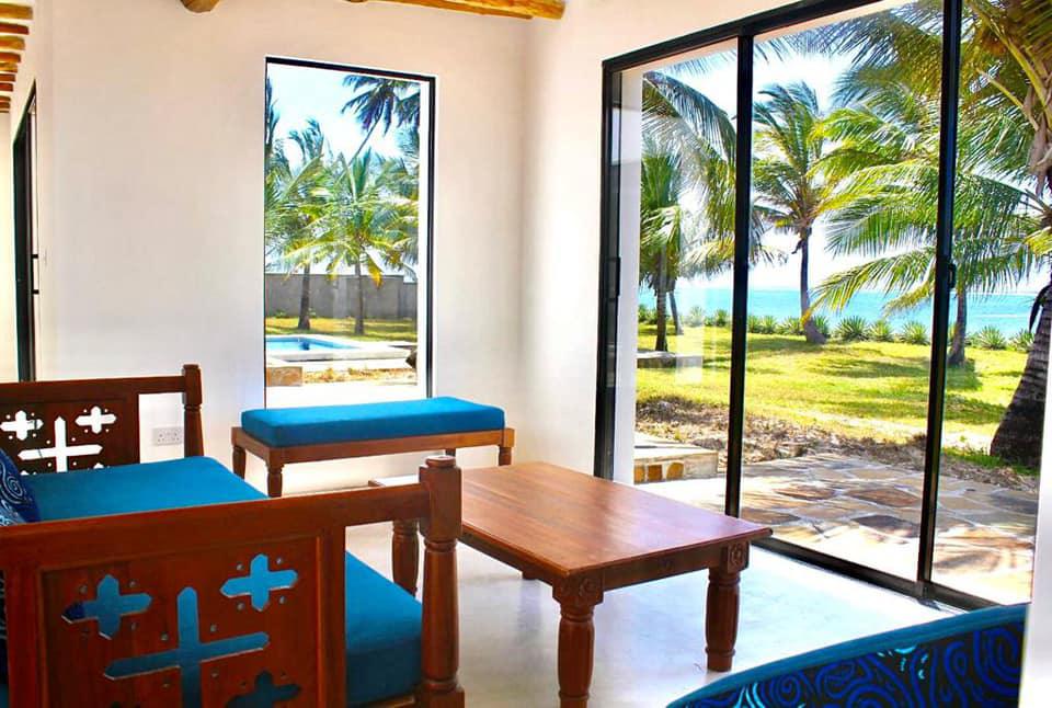 Luxurious 3BR Beach Villas & 2BR Apartments from 3131 pp 