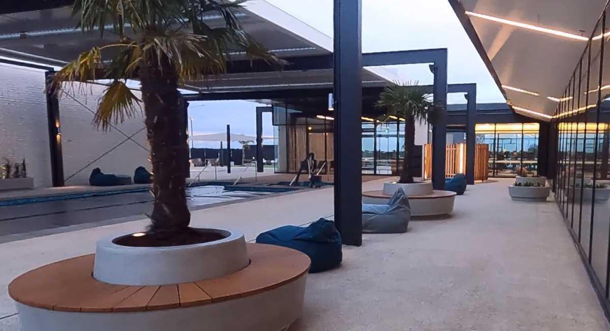 Swimming Pool Rules & Regulations Swimming Pool Rules & Regulations