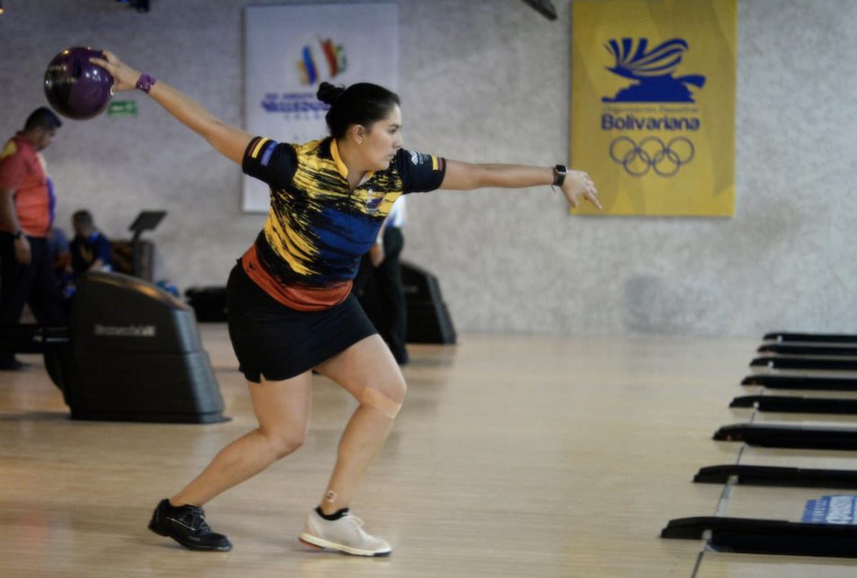 Doble oro para Colombia en el cierre del bowling de Valledupar 2022