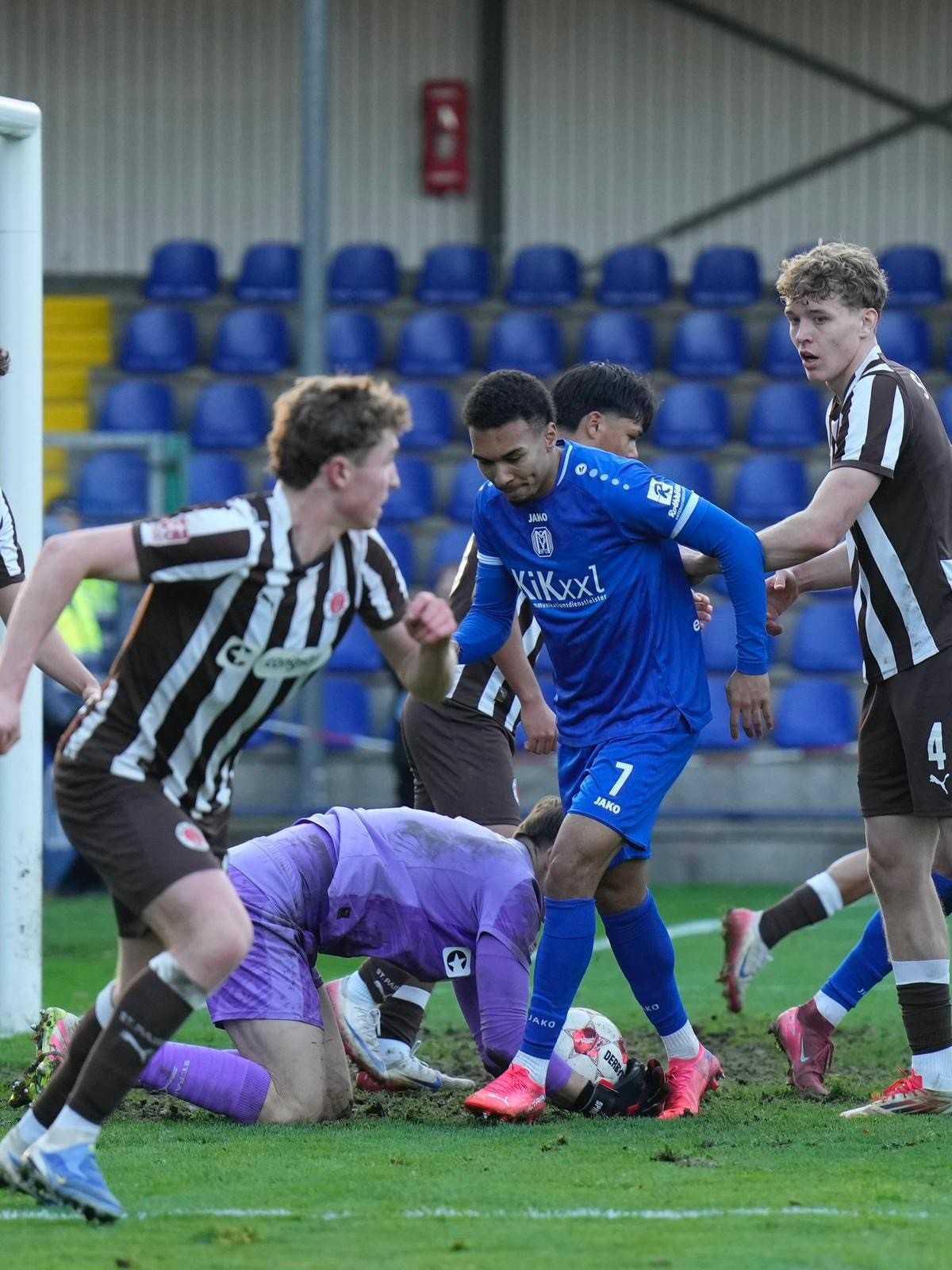 Trotz Remis weiterhin Tabellenführer 