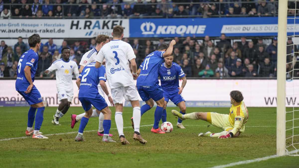 Ein Punkt vor 9201 Zuschauern Ein Punkt vor 9201 Zuschauern