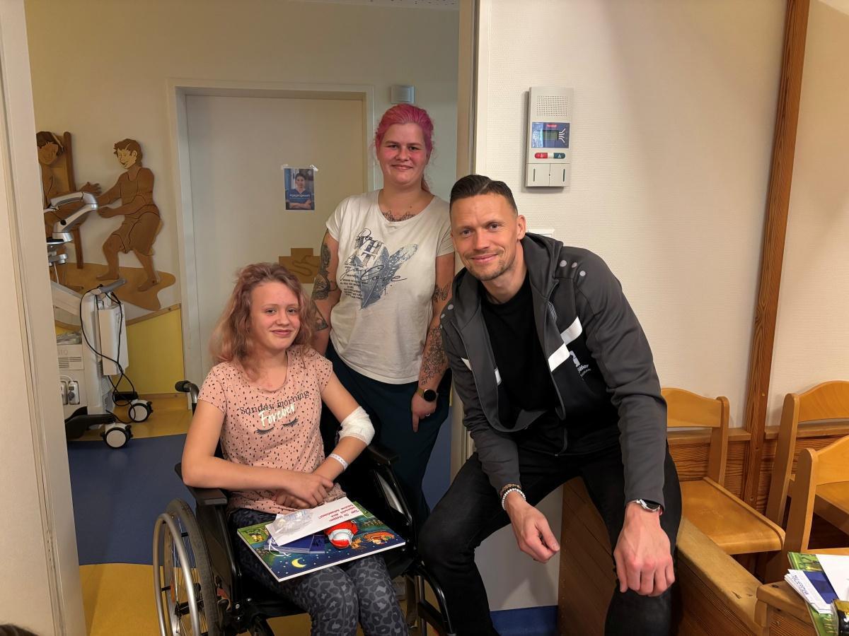 Besuch der Kinder- & Jugendstation im Ludmillenstift Meppen Besuch der Kinder- & Jugendstation im Ludmillenstift Meppen