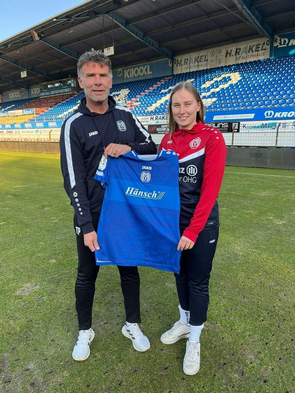 Nina Rolfes verlängert beim SV Meppen Nina Rolfes verlängert beim SV Meppen