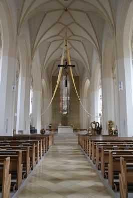 Pfarrkirche St. Georg Pfarrkirche St. Georg