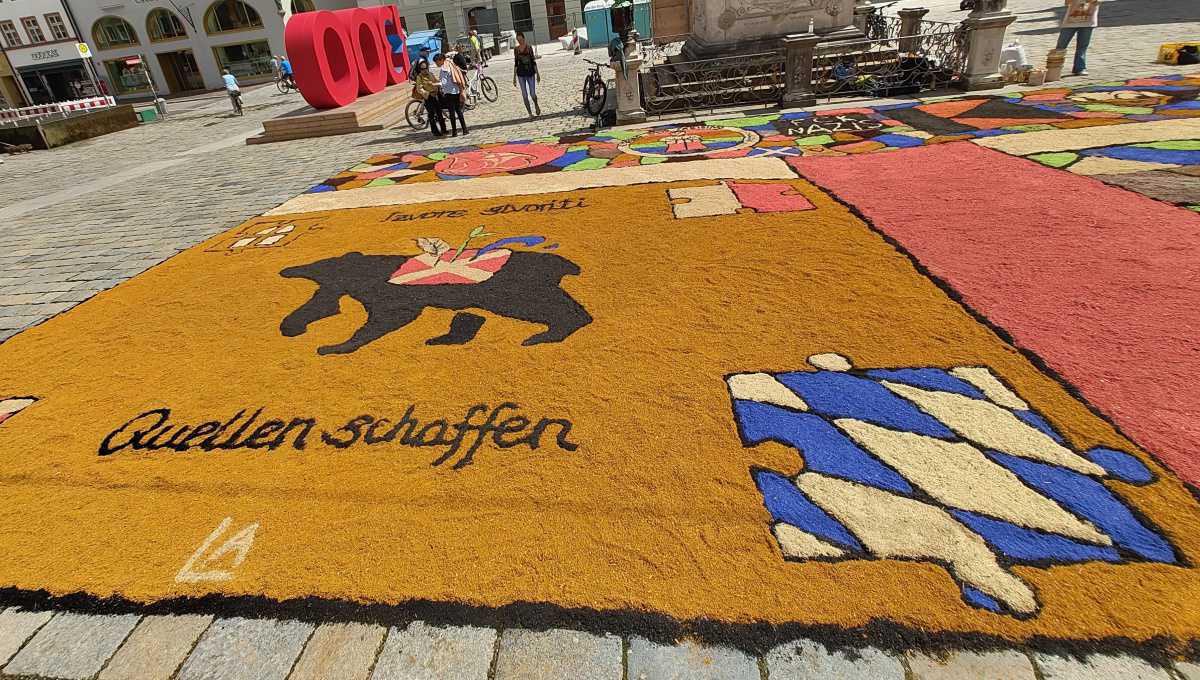 Plötzlich wird der Marienplatz bunt