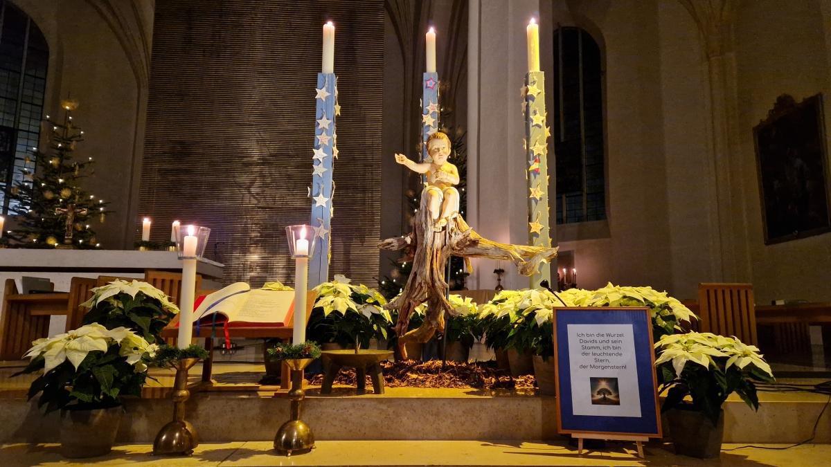 Fröhliche Weihnachten! Fröhliche Weihnachten!