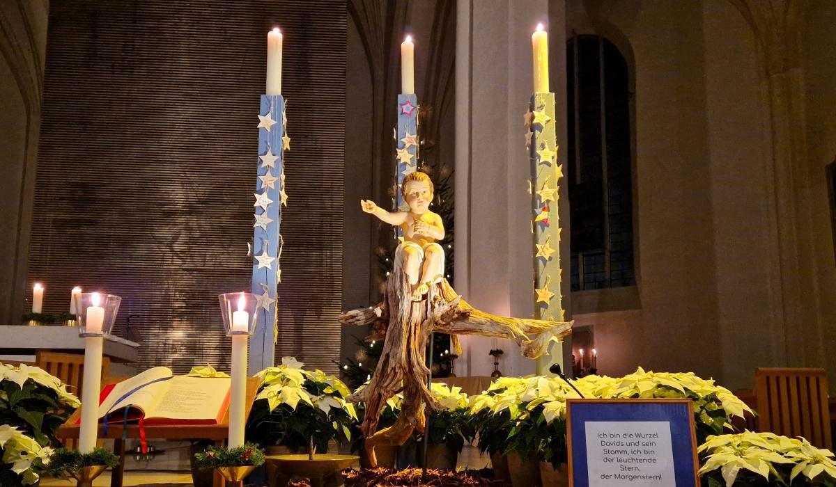 Die Feiern zu den Feiertagen Die Feiern zu den Feiertagen