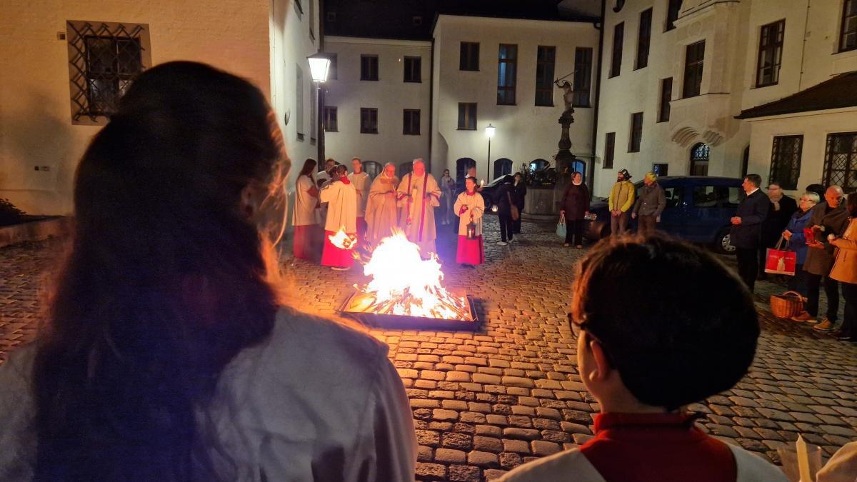 Die Karwoche und Ostern in St. Georg Die Karwoche und Ostern in St. Georg