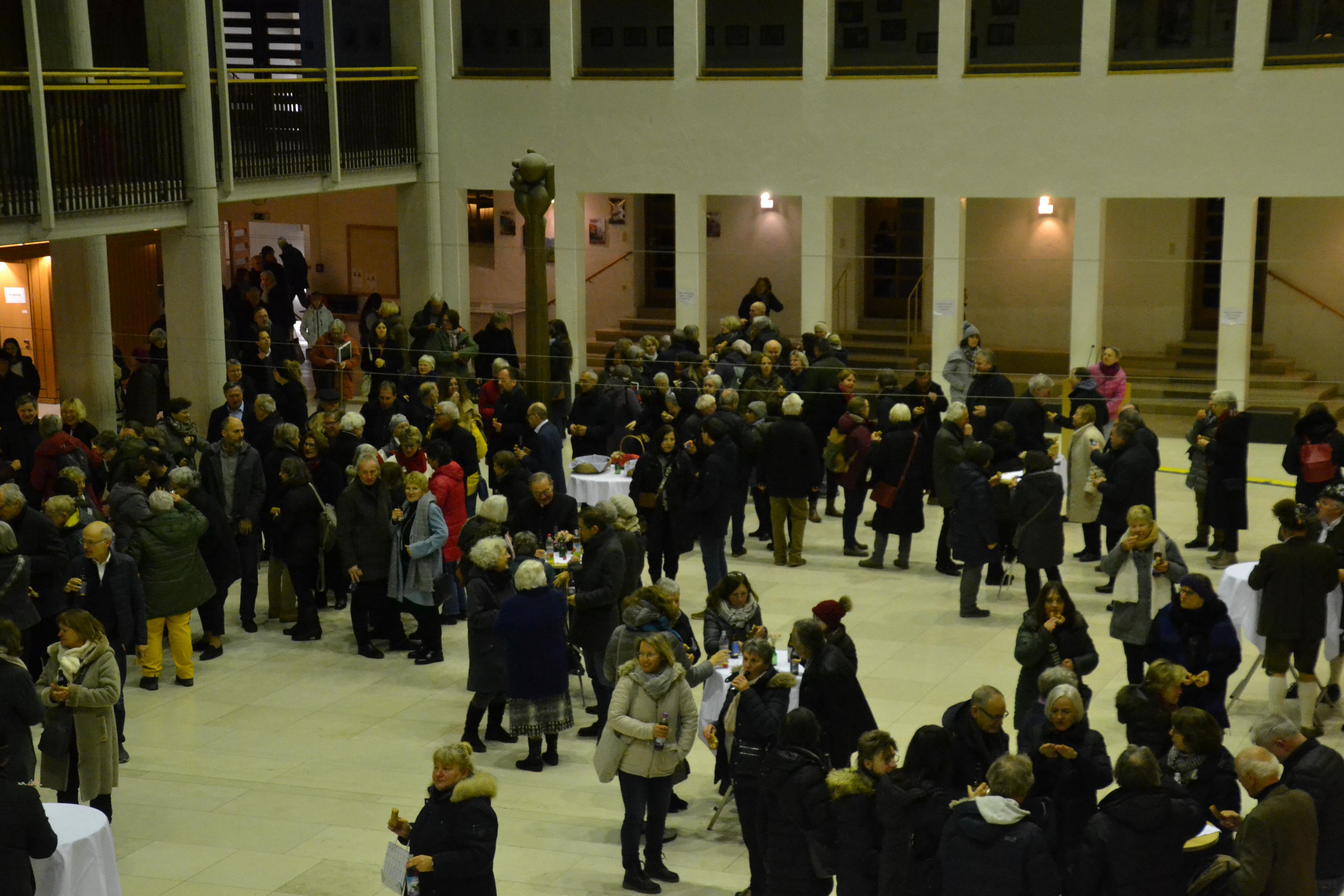 Stehempfang in der Aula des Domgymnasiums