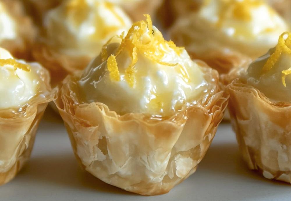 Galaktobouriko Cups