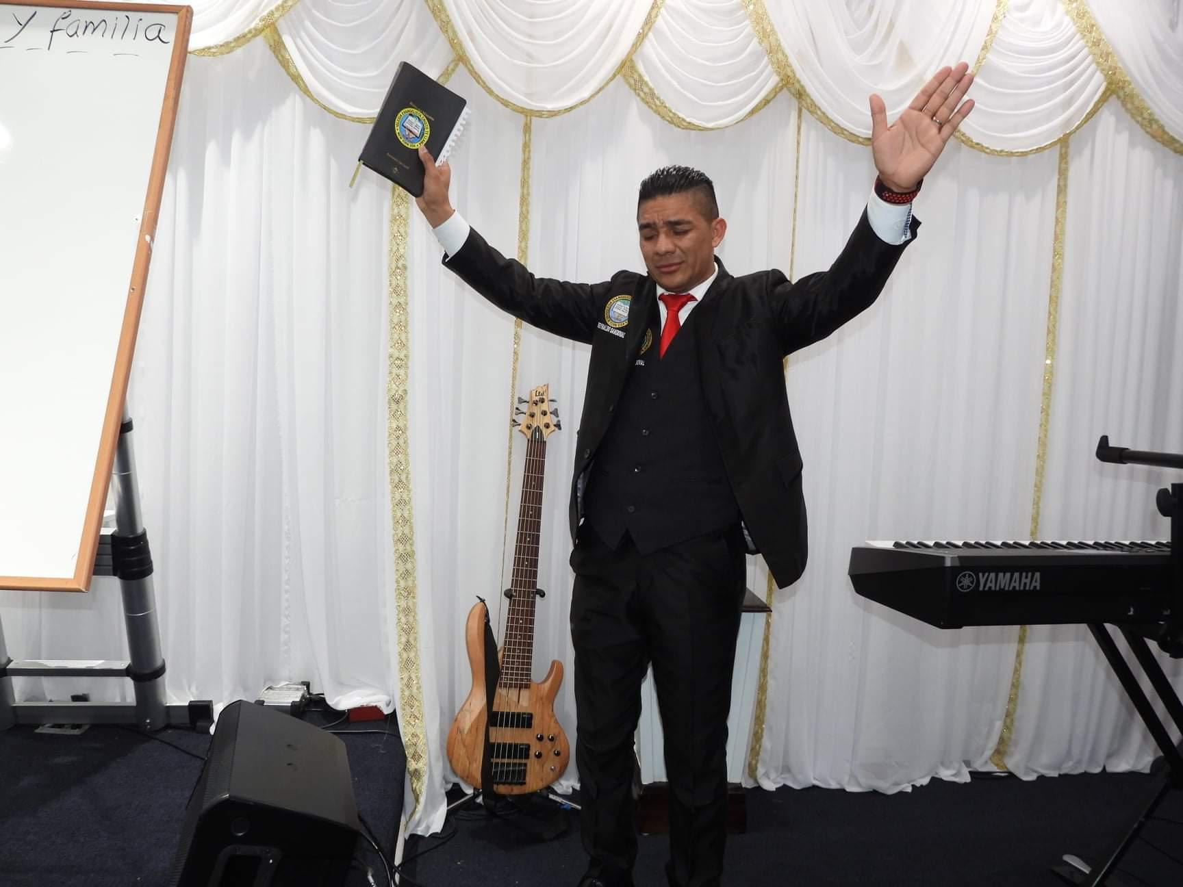 3CACFDC1-C533-42F0-ACFE-1DFD029E1FA4