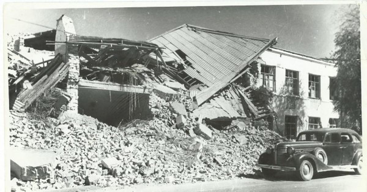 В Ашхабаде почтили память жертв землетрясения 1948 года В Ашхабаде почтили память жертв землетрясения 1948 года