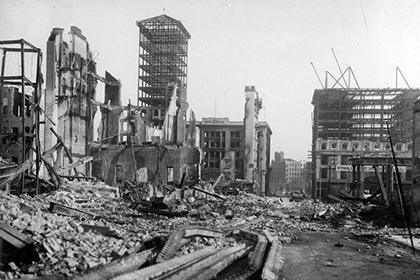 В Ашхабаде почтили память жертв землетрясения 1948 года В Ашхабаде почтили память жертв землетрясения 1948 года