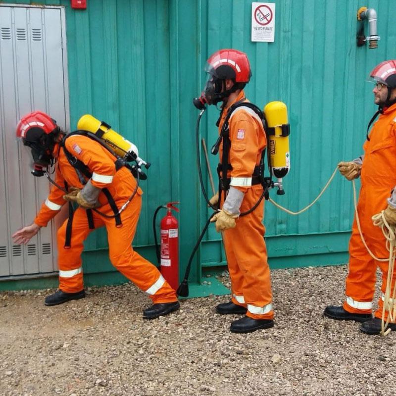 Corsi di formazione addetti antincendio e addetti al primo soccorso Corsi di formazione addetti antincendio e addetti al primo soccorso