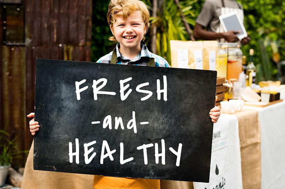 어릴때 건강한 식단이 커서도 장을 튼튼하게 한다 어릴때 건강한 식단이 커서도 장을 튼튼하게 한다