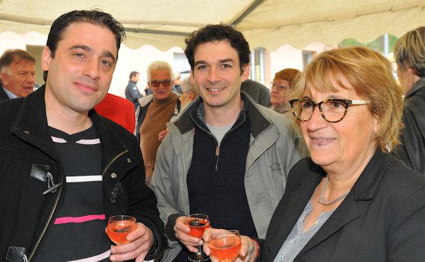AS VALSONNE - La douche est chaude !