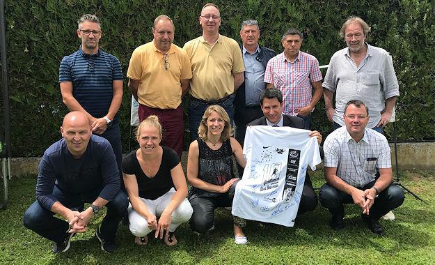 JC DECAUX - Un maillot pour AÏSSA !