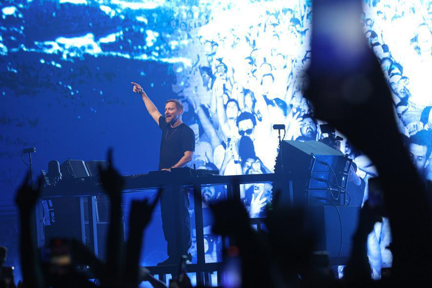  David Guetta abre 2024 no Réveillon Splendido, no Rio de Janeiro