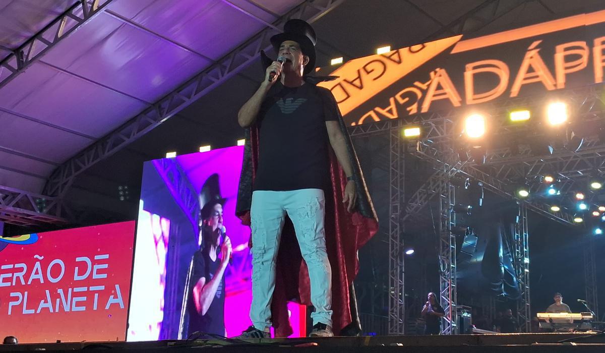 Festival de Verão Agita Multidão com Shows de Durval Lelys, Bel Marques, Leo Santana e Thiaguinho Festival de Verão Agita Multidão com Shows de Durval Lelys, Bel Marques, Leo Santana e Thiaguinho