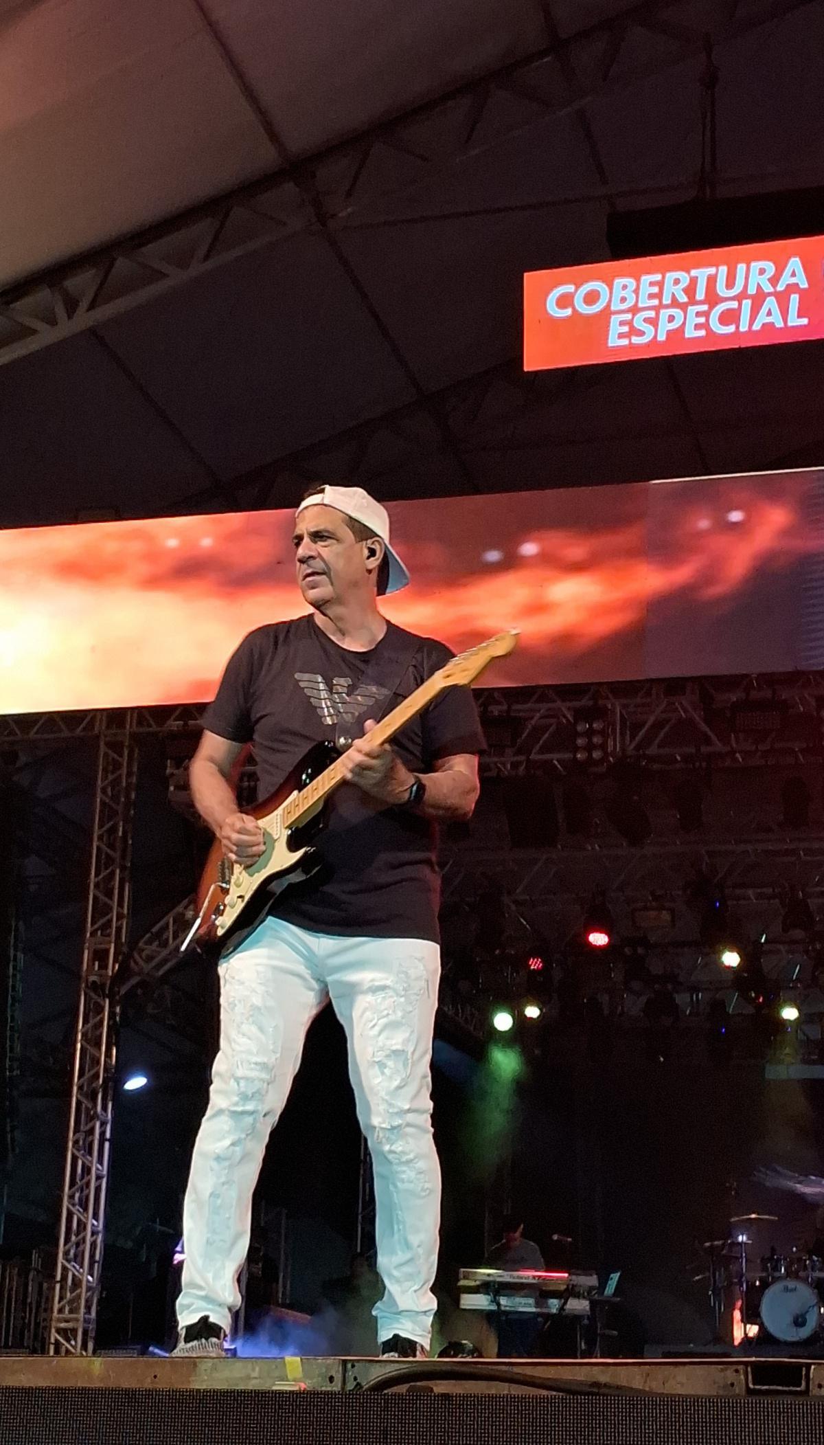 Festival de Verão Agita Multidão com Shows de Durval Lelys, Bel Marques, Leo Santana e Thiaguinho