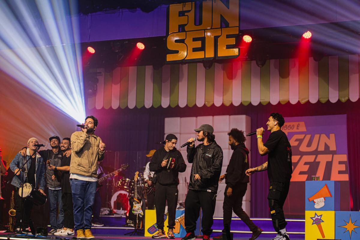 Hit da Banda FUN7 com o grupo Atitude 67, "Bom, bom bom", ultrapassa 500 mil plays nas plataformas digitais! Hit da Banda FUN7 com o grupo Atitude 67, "Bom, bom bom", ultrapassa 500 mil plays nas plataformas digitais!