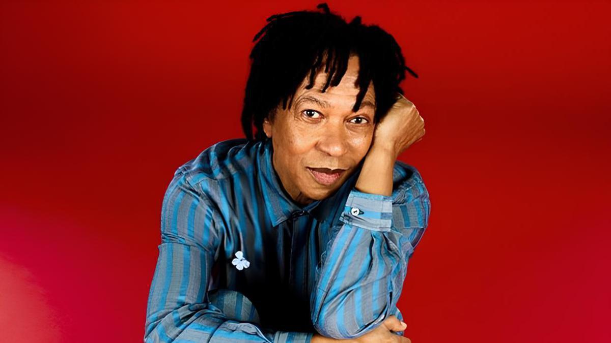 'Turnê D' de Djavan chega a Santos em junho 'Turnê D' de Djavan chega a Santos em junho